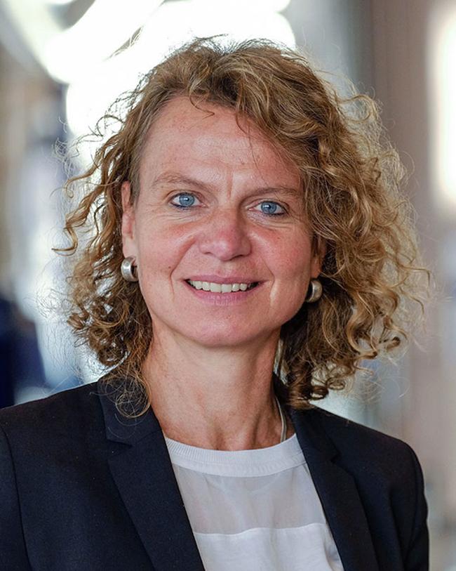 Claudia Jahnel forscht und lehrt zum Thema Dekolonisierung in der Theologie.