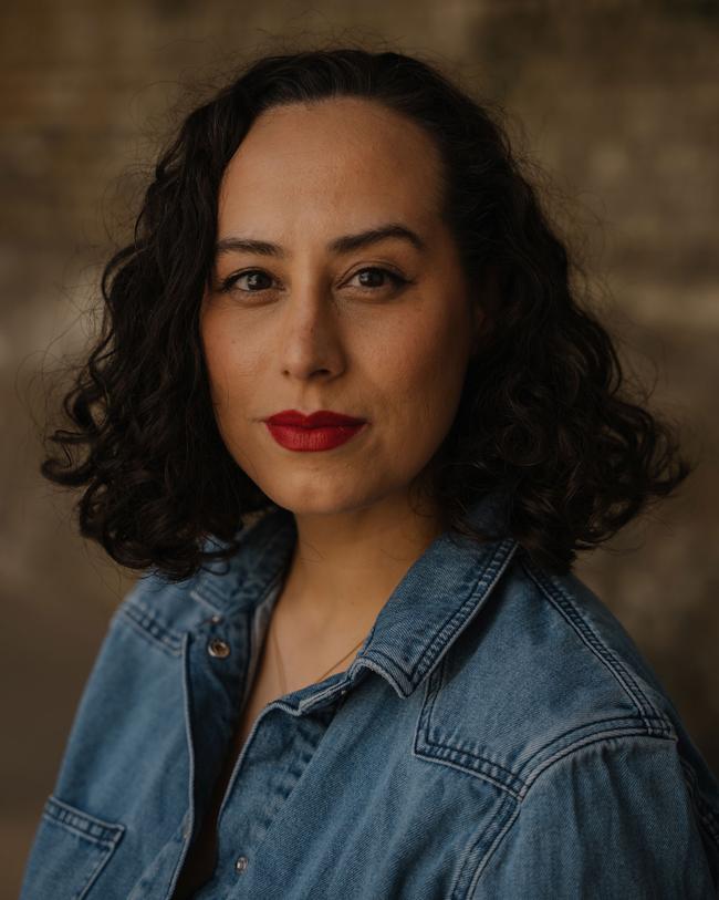 Thea Hummel ist Head of Advocacy und Diversity and Inclusion Coordinator im Bereich Global Programs der VEM